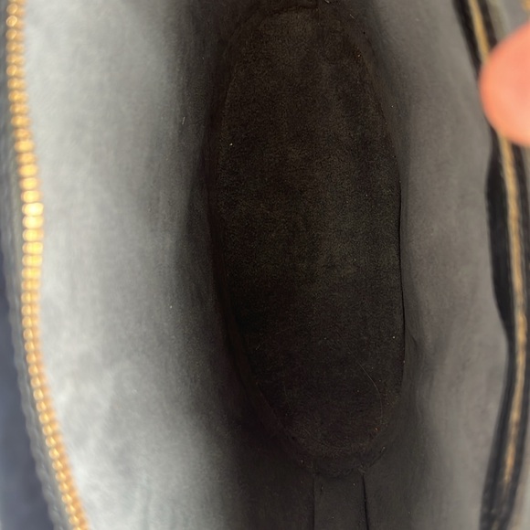 LV BLACK EPI - Picture 4 of 5